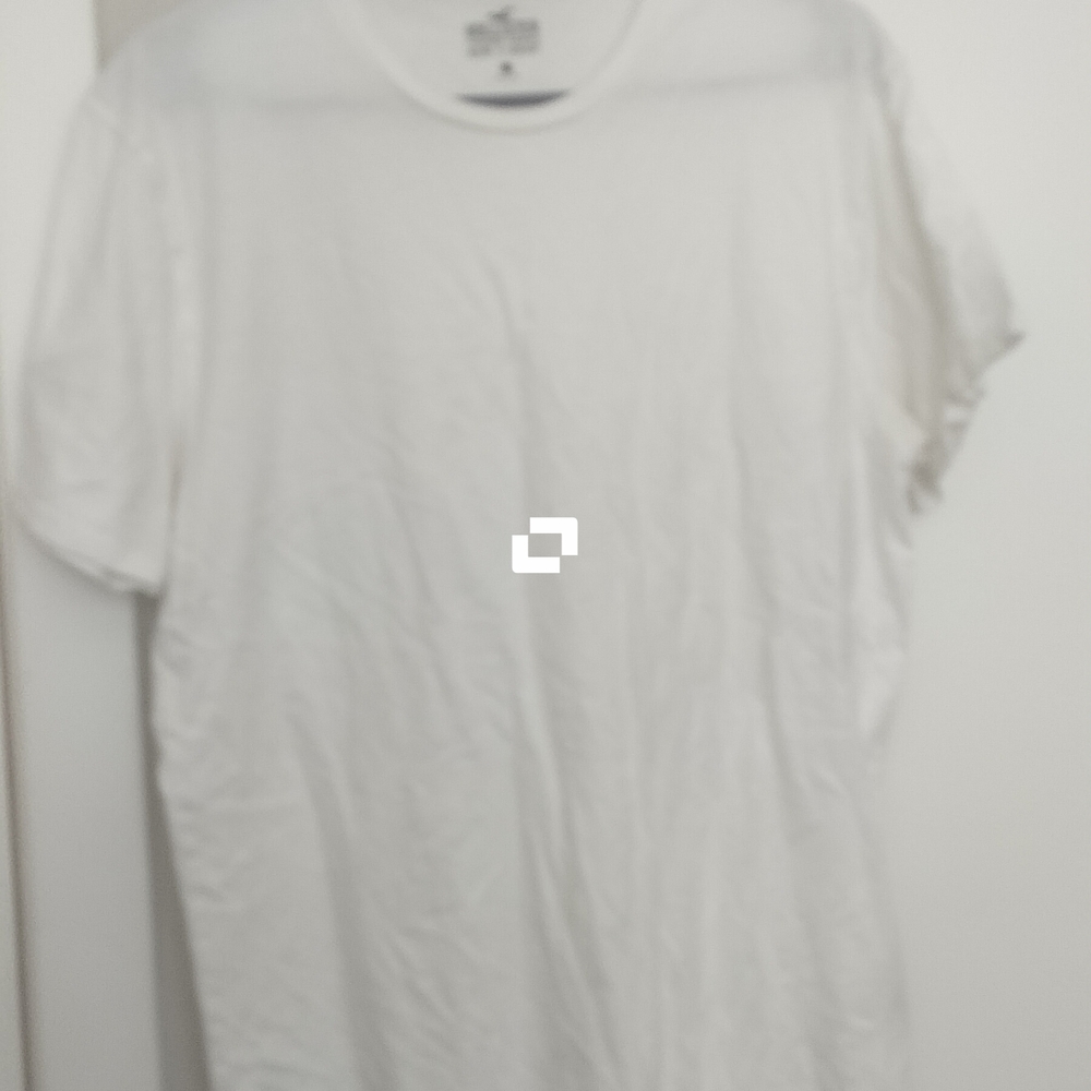 Hollister White Short Sleeve Tee